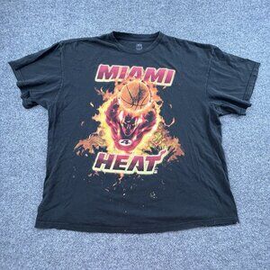NBA x Marvel Miami Heat Graphic T-Shirt Black Size L Large Basketball Tee